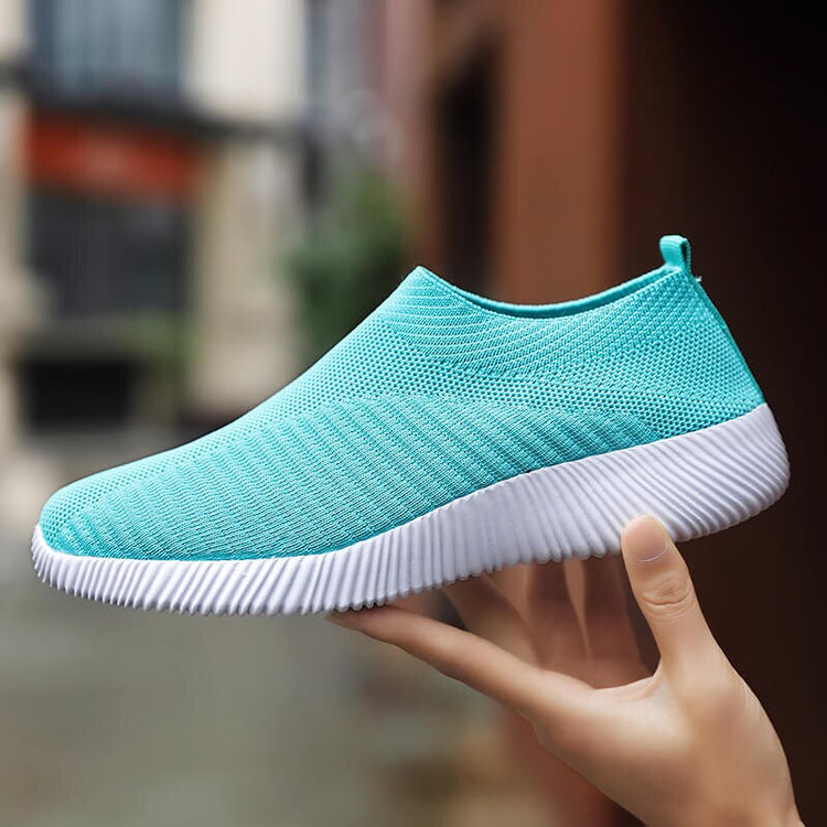 2021 Spring Woman Vulcanized Shoes Fashion Light Flat Shoes Breathable Mesh Shoes Women casual sneakers Size 43