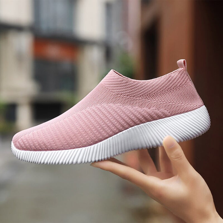 Women Casual Shoes Light Sneakers Breathable Mesh Summer knitted Vulcanized Shoes Outdoor Slip-On Sock Shoes Plus Size Tennis