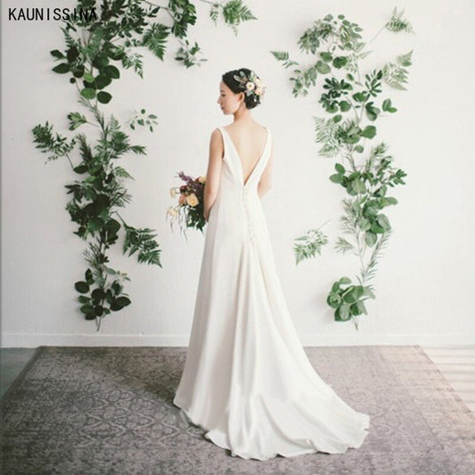 KAUNISSINA Elegant A-Line Wedding Dresses For Women Sleeveless Sweep Train White Satin Backless Bridal Gowns Vestidos De Novia