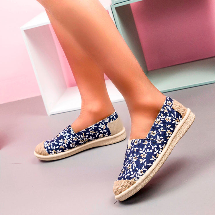 TELOTUNY Women's Cloth Shoes Embroidered Shoes Light Soft Soled Women's Casual Shoes Slip On Flat Flowers Ladies Single Shoes