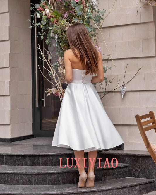 LUXIYIAO LO186 Simple Sweetheart Satin Wedding Dress 2021 Short Beach Bridal Gown Knee-Length Vestidos De Noiva Undefined Online